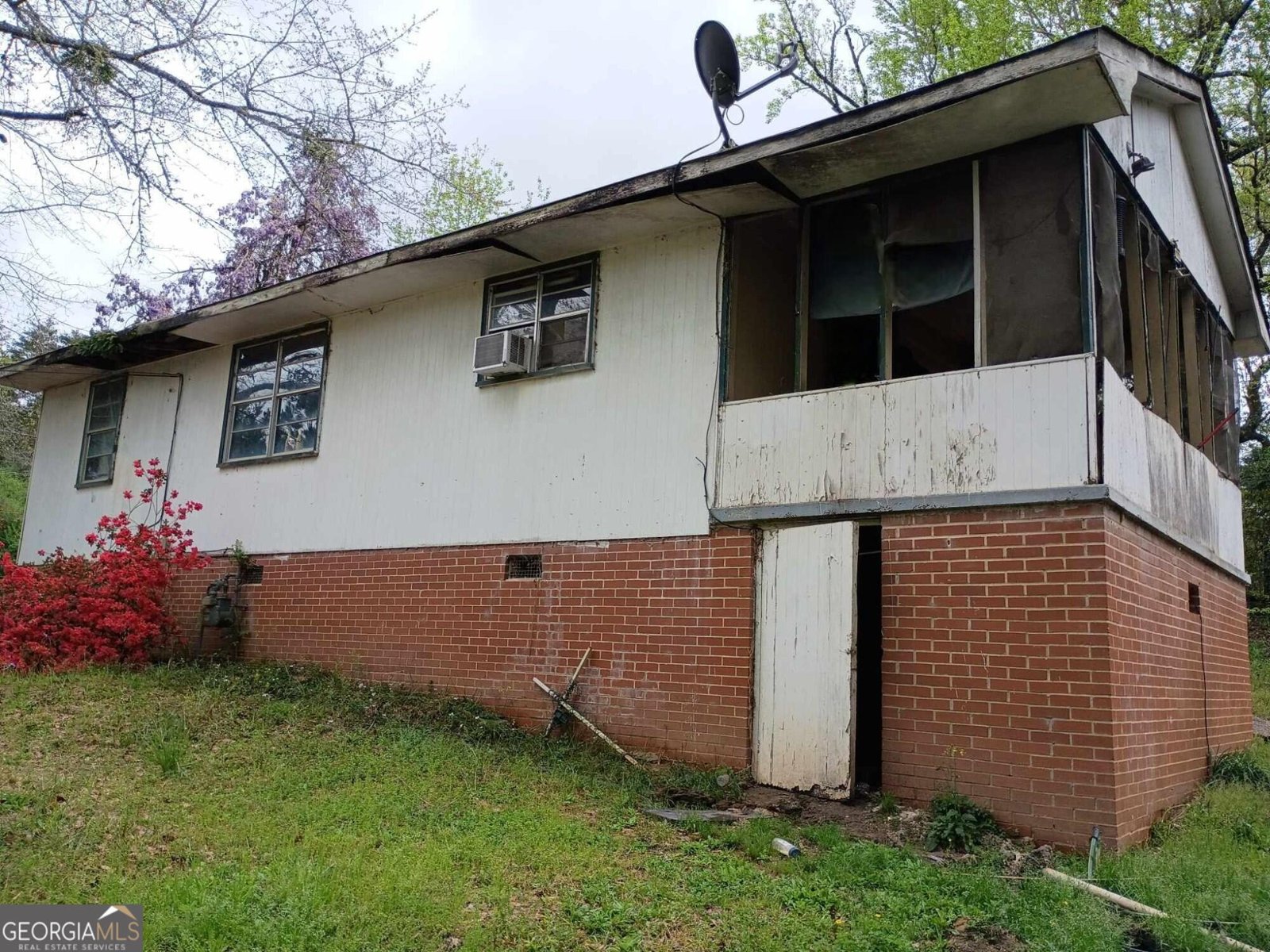 176 Railroad Street McIntyre - 1
