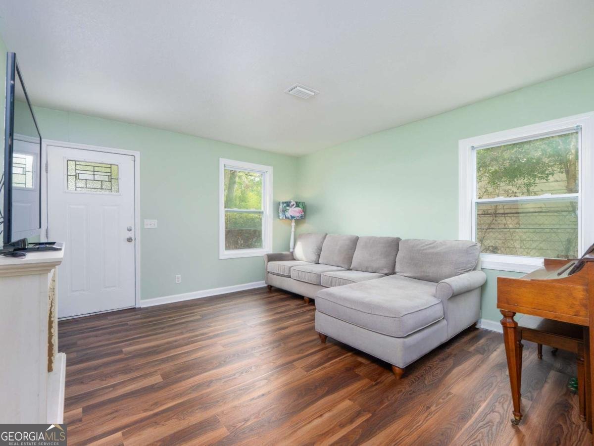 244 Sherwood Lane Brunswick - 10