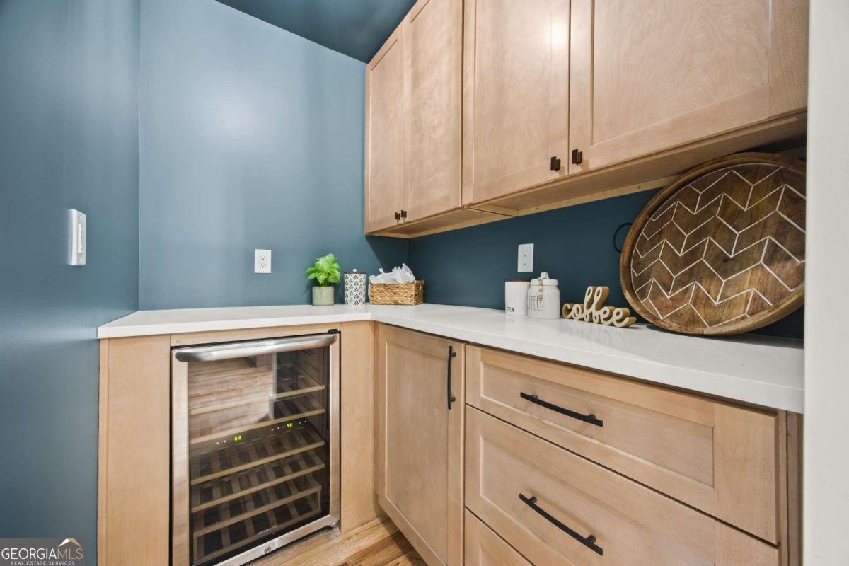 2433 Helmsdale Drive Atlanta - 13