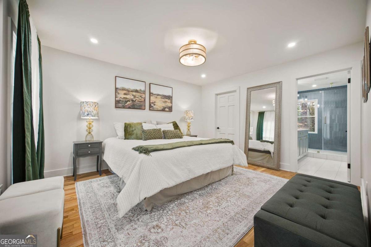 2433 Helmsdale Drive Atlanta - 21