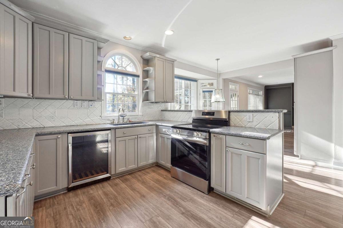 760 Woodrow Drive Lawrenceville - 12
