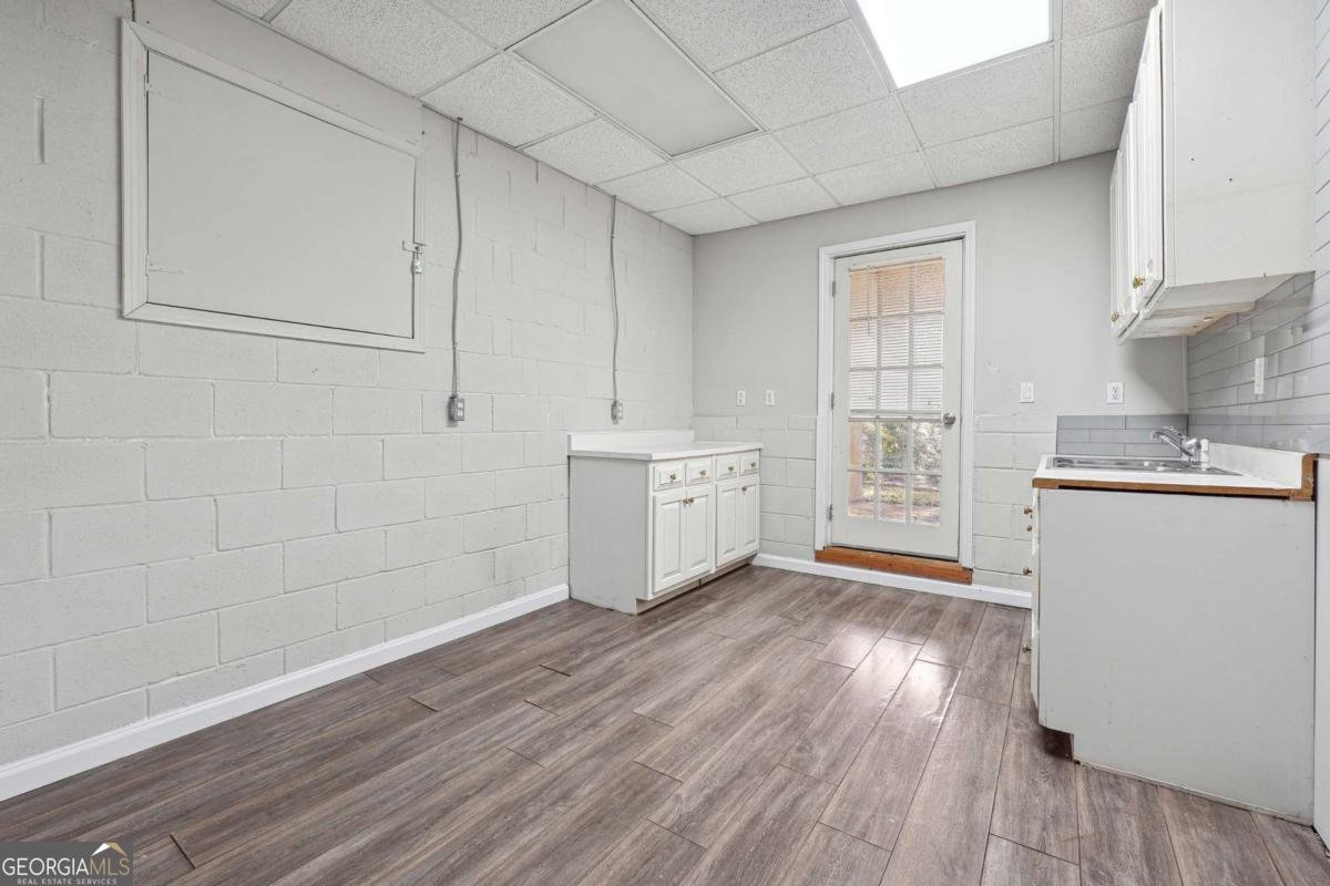 760 Woodrow Drive Lawrenceville - 32