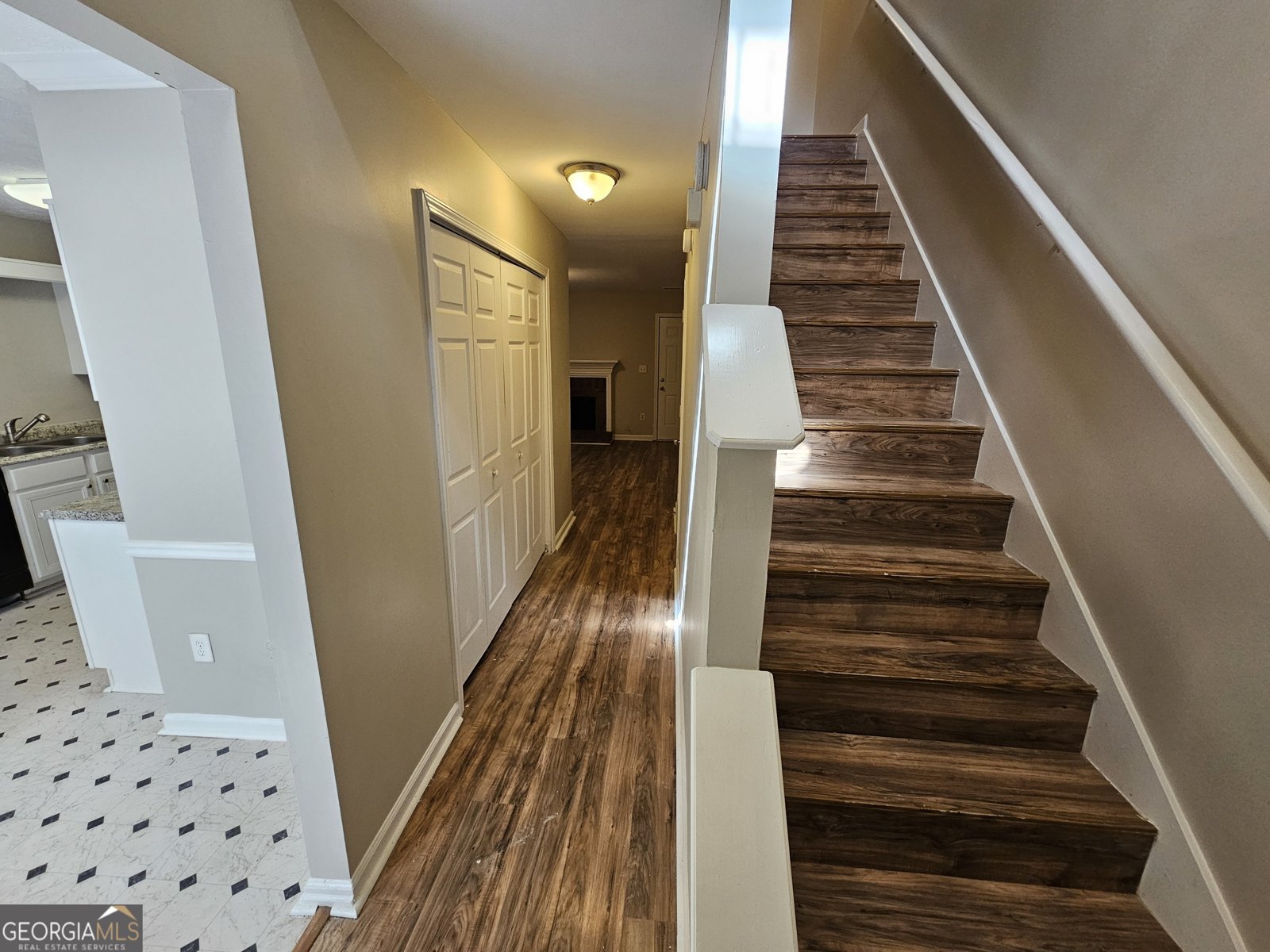 6718 Roscommon Drive Austell - 2