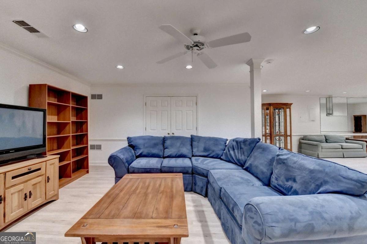 5884 Hammersmith Road Stone Mountain - 45