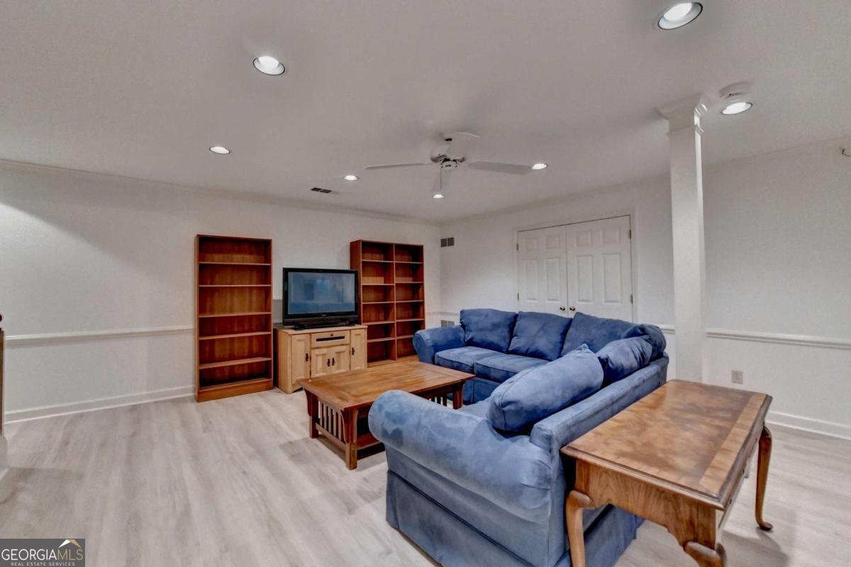 5884 Hammersmith Road Stone Mountain - 46