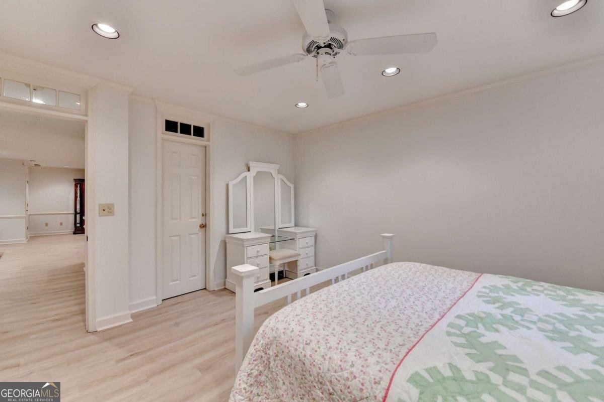 5884 Hammersmith Road Stone Mountain - 55