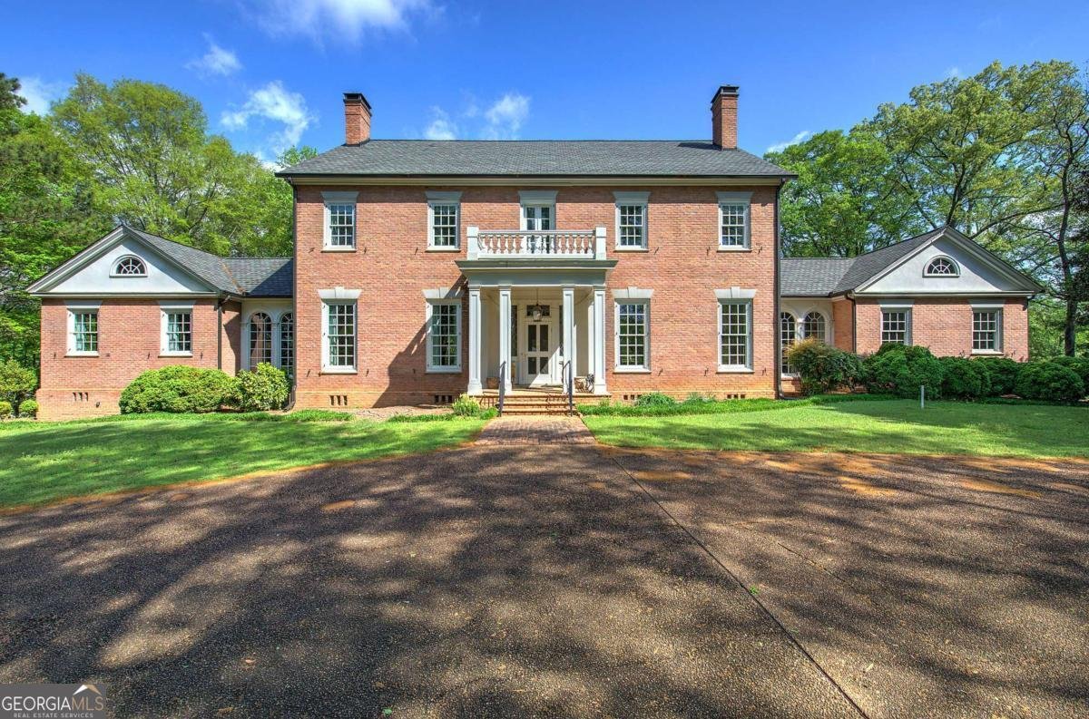 721 West Avenue Cartersville - 1