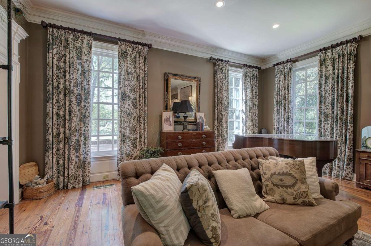 721 West Avenue Cartersville - 18
