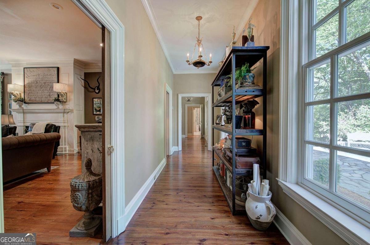 721 West Avenue Cartersville - 23