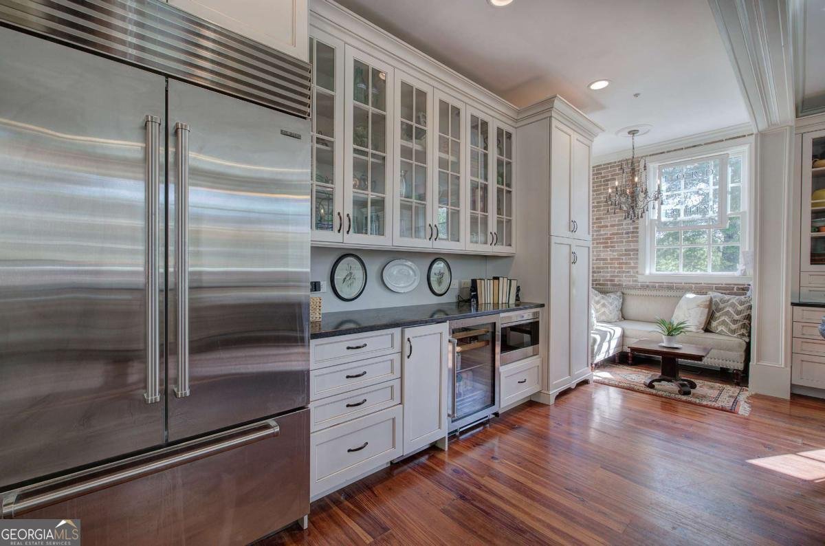 721 West Avenue Cartersville - 31