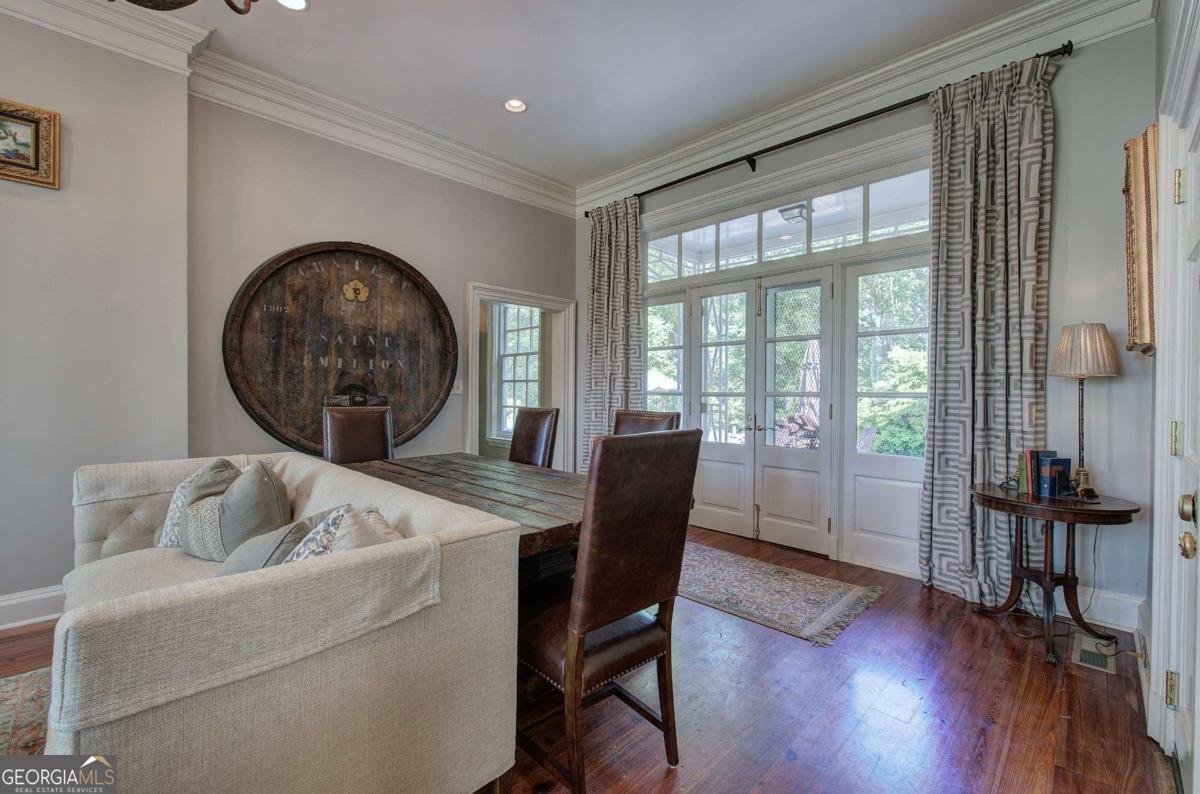 721 West Avenue Cartersville - 32