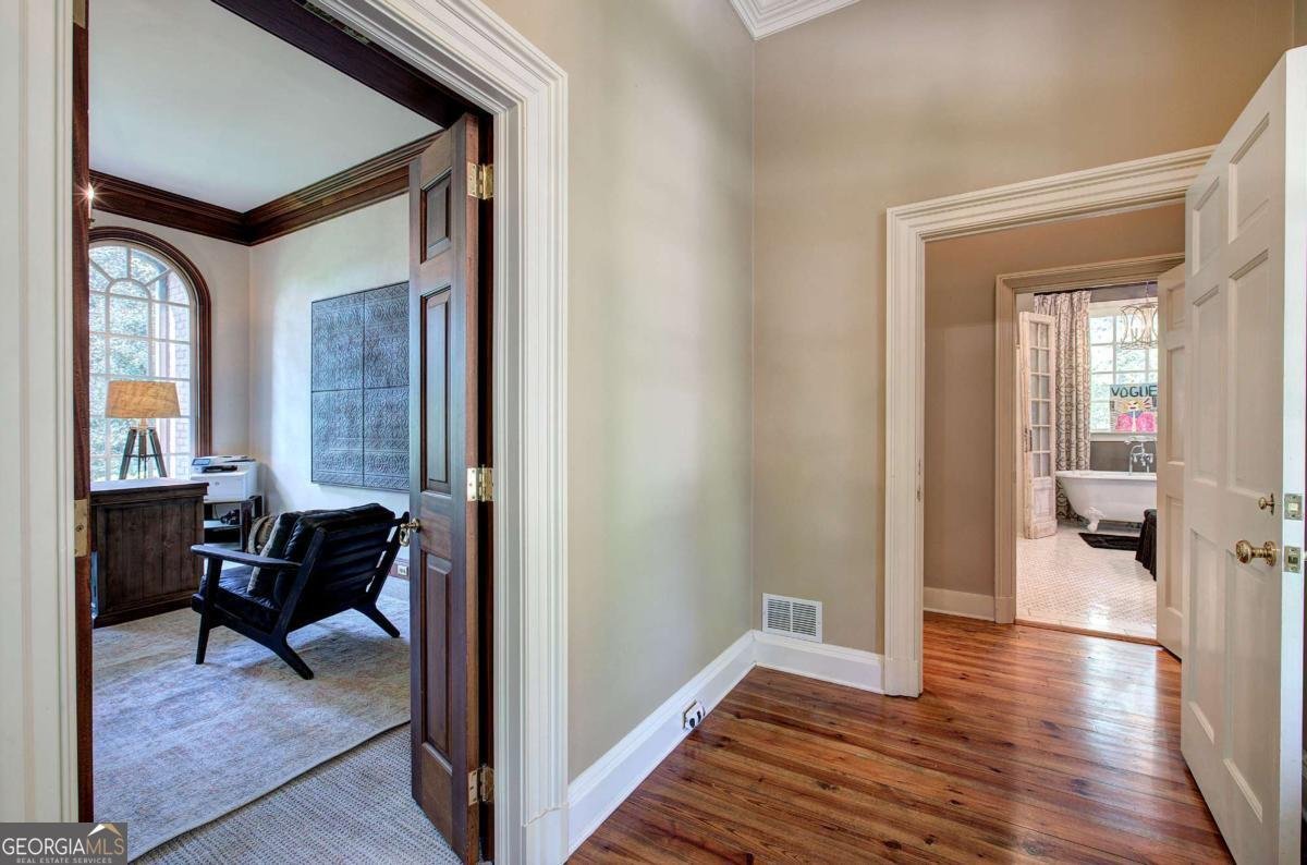721 West Avenue Cartersville - 35