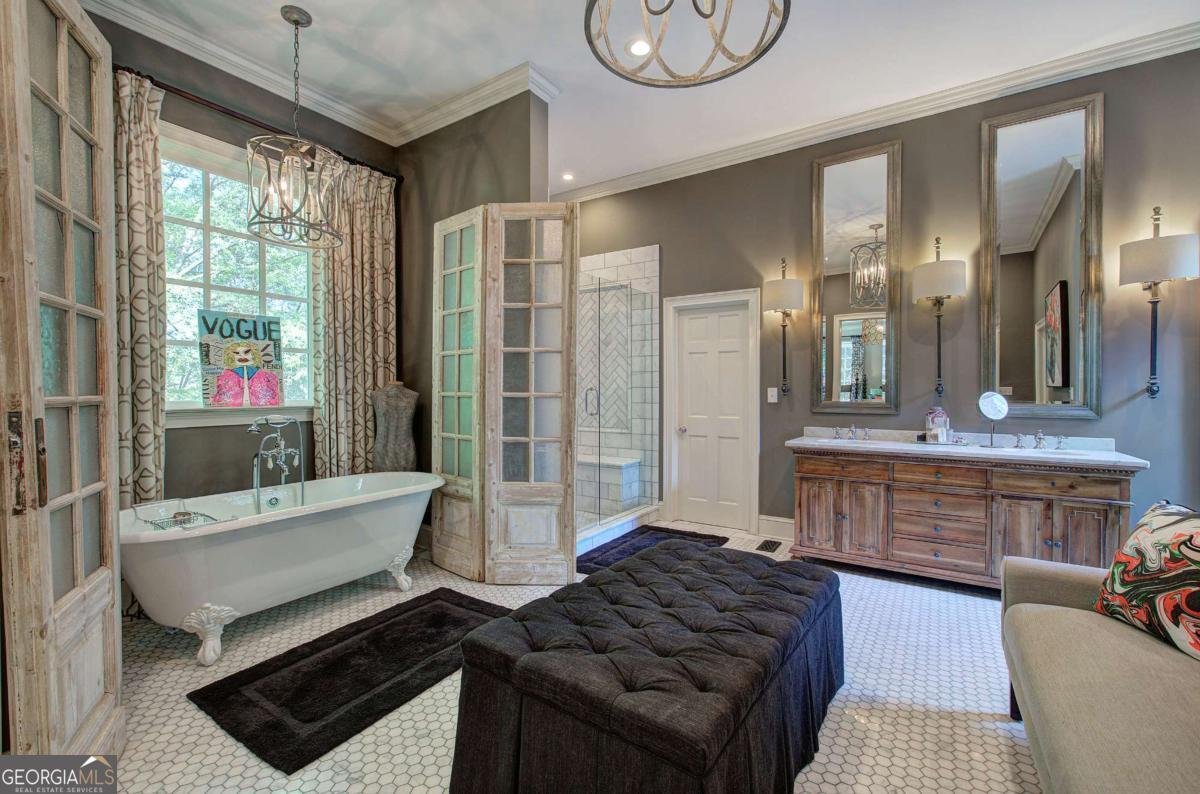 721 West Avenue Cartersville - 39