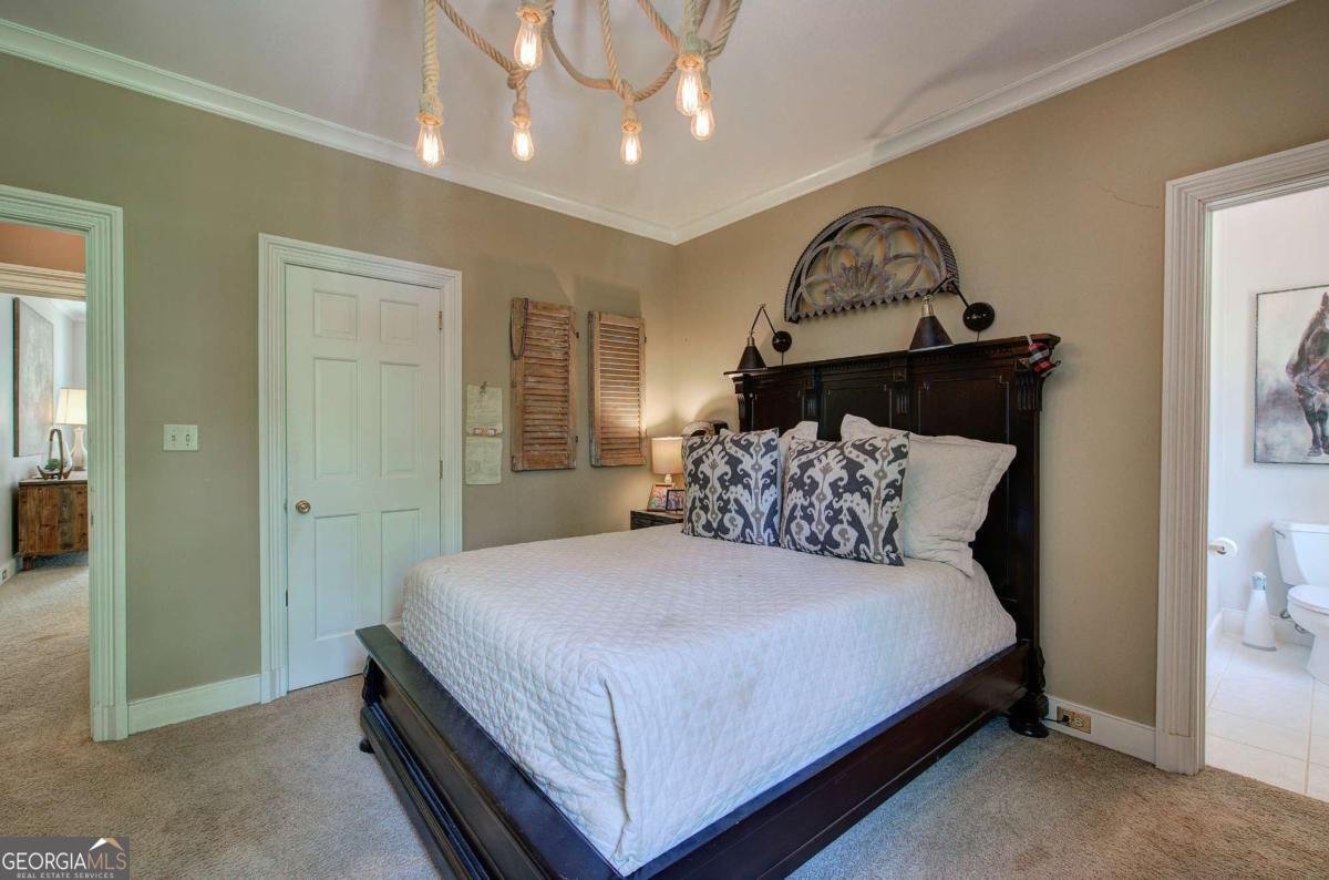 721 West Avenue Cartersville - 53