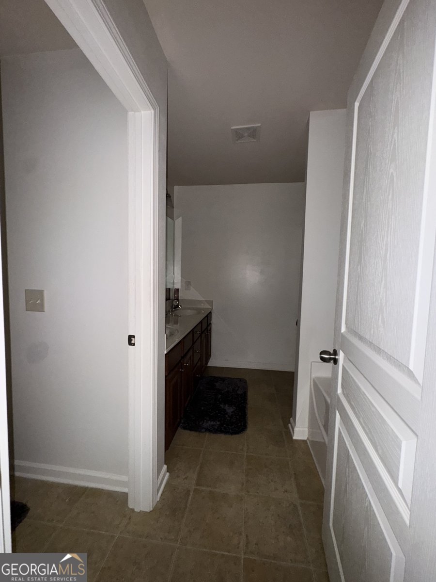 3627 McClaren Way Lawrenceville - 28