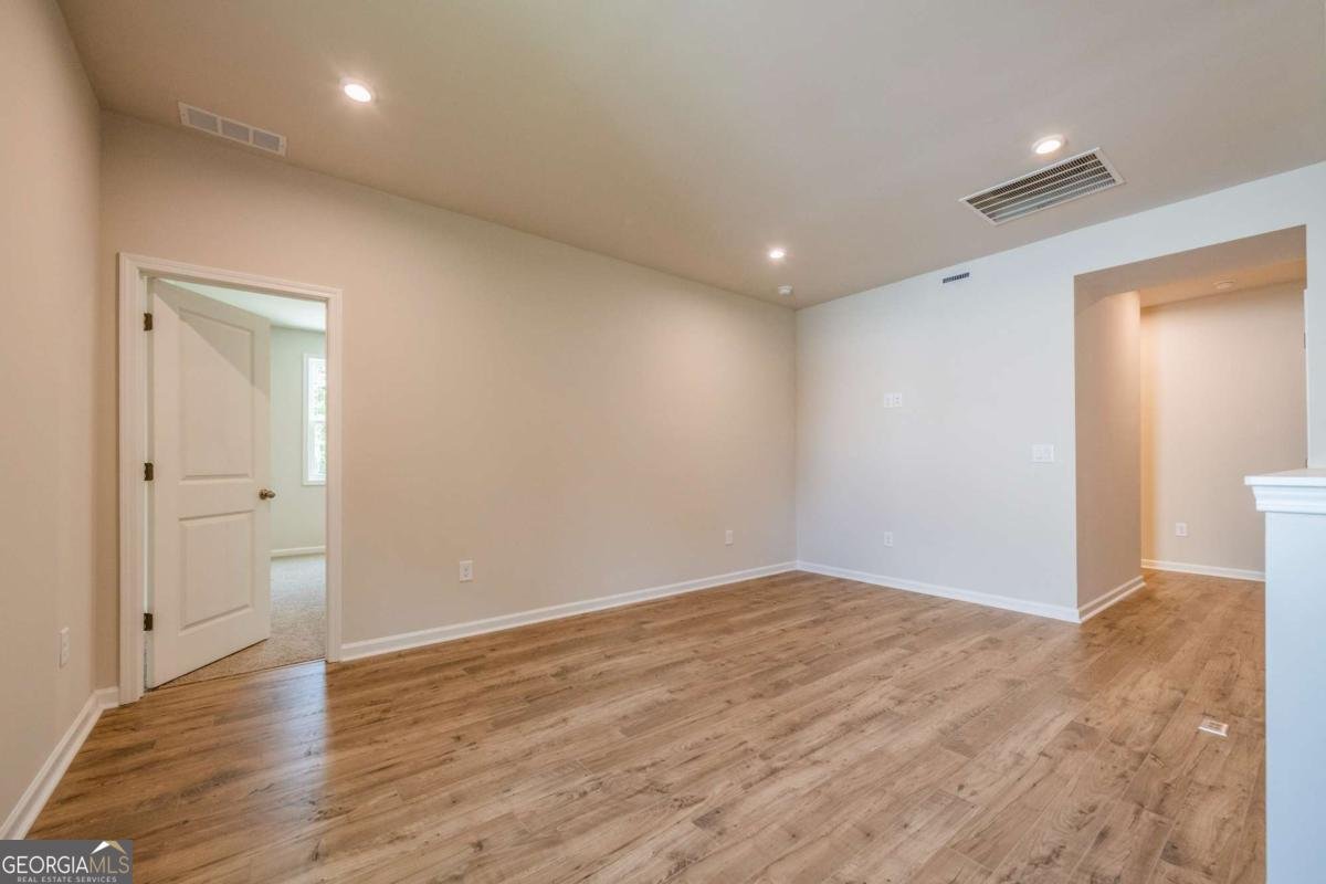 7505 Woolf Way Cumming - 22