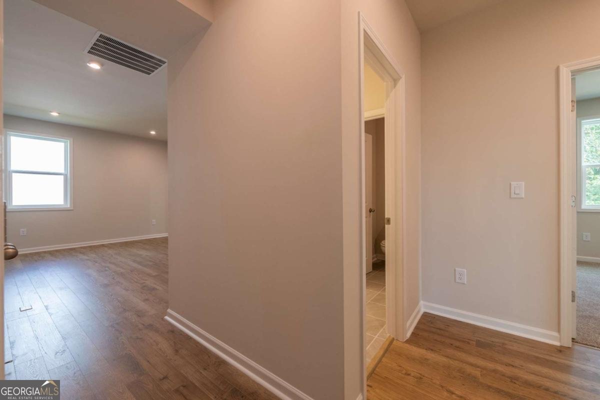 7505 Woolf Way Cumming - 32