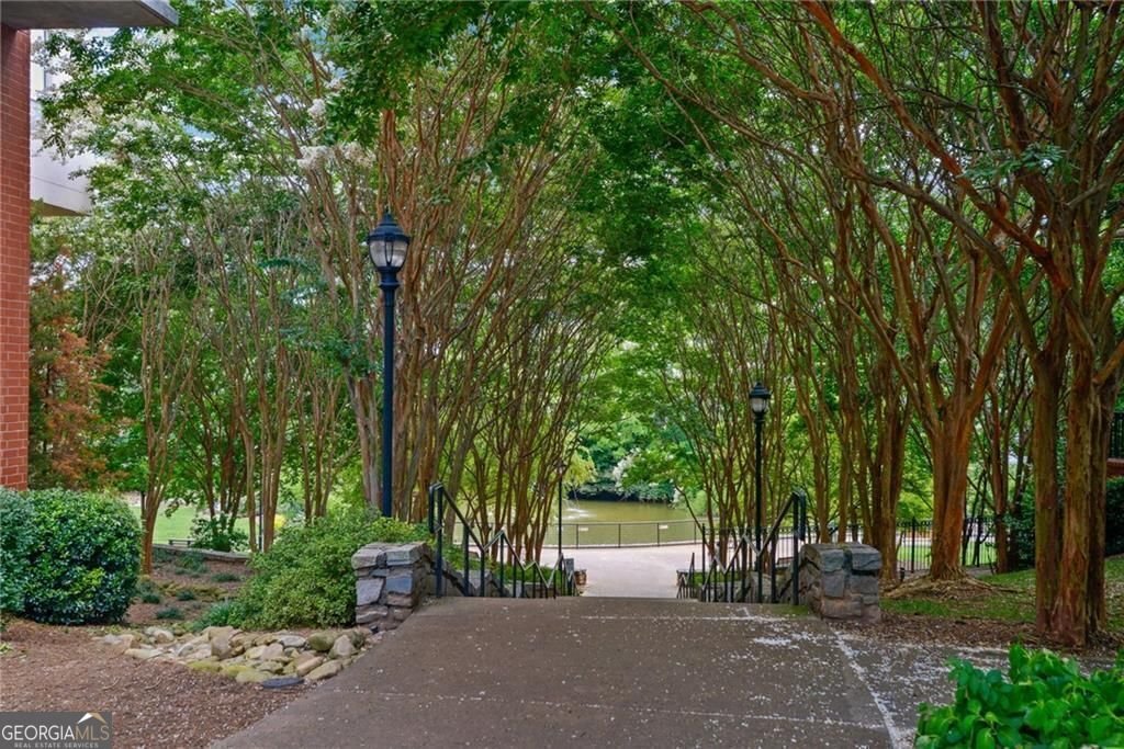 245 Highland Avenue Atlanta - 40