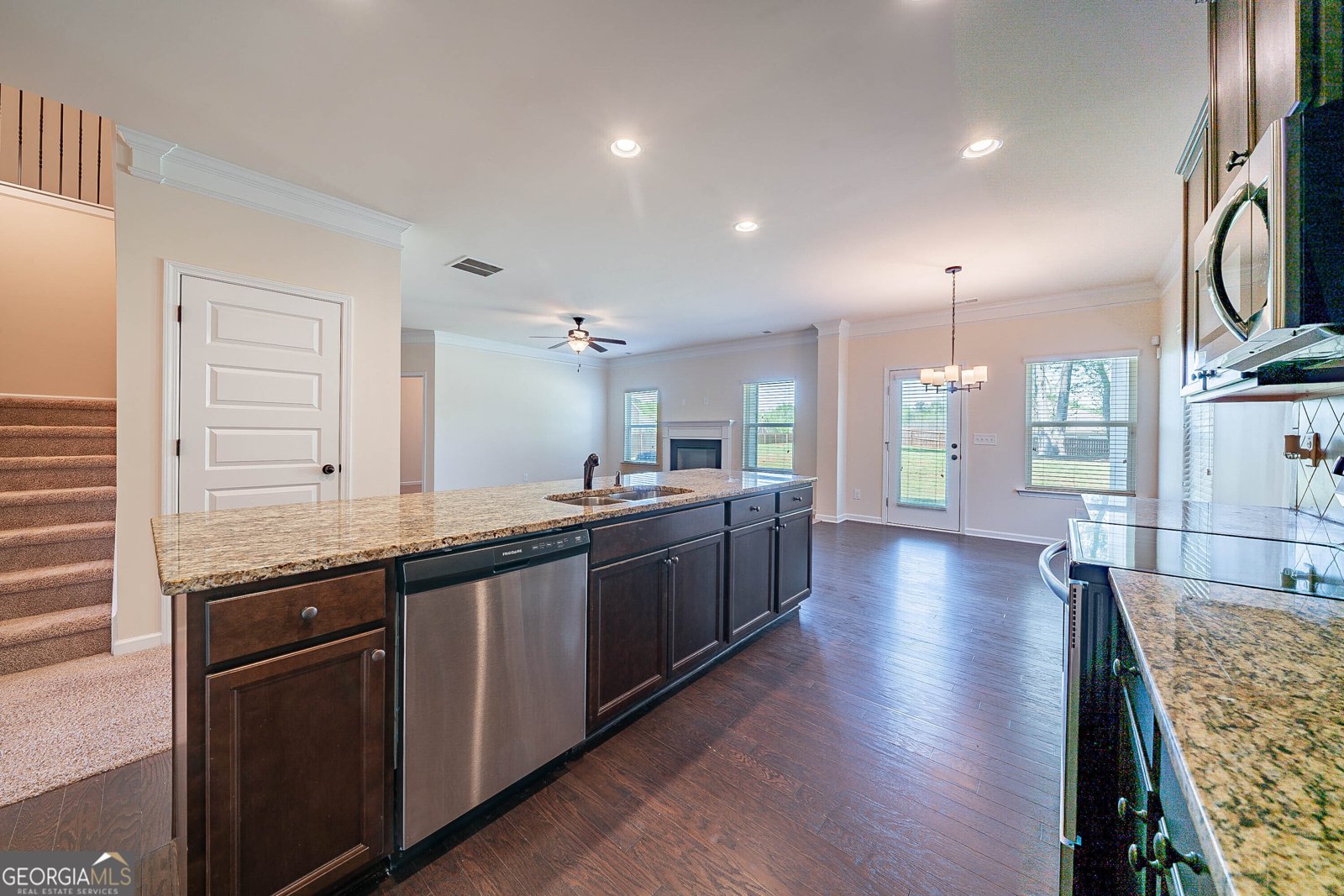 10 Edgewater Court Covington - 3