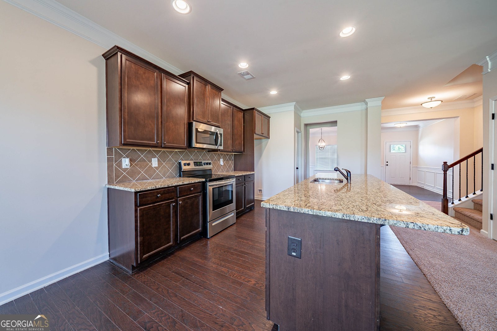 10 Edgewater Court Covington - 4