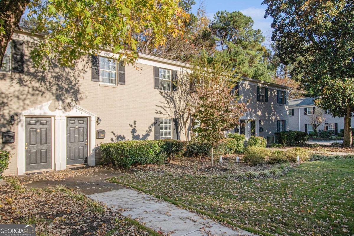 3665 Essex Avenue Atlanta - 2