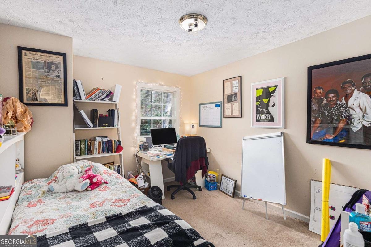 3665 Essex Avenue Atlanta - 23
