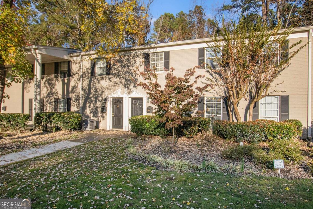 3665 Essex Avenue Atlanta - 3