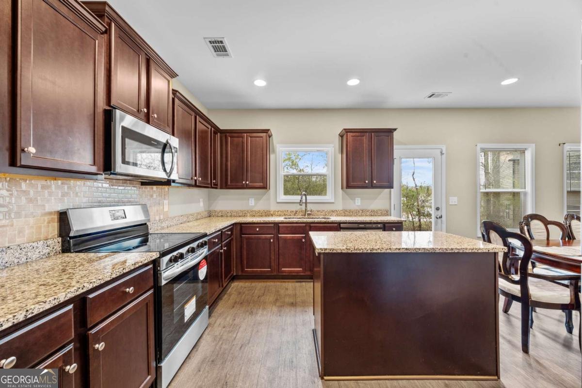 1408 Seals Road Dallas - 14