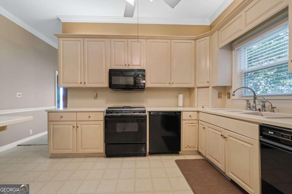 390 David Williams Road Sparta - 41