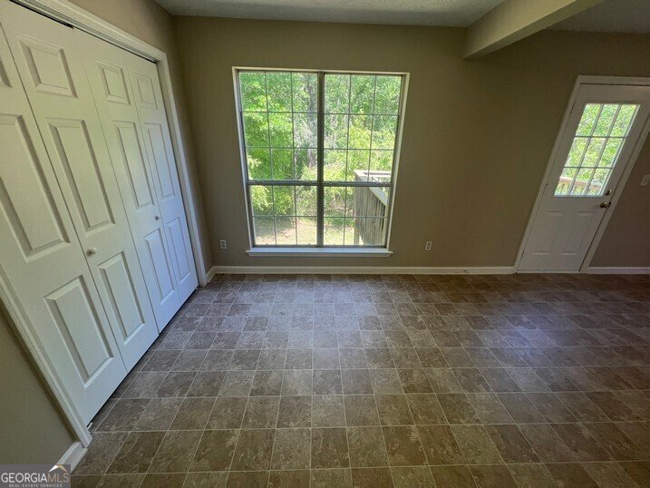 194 Bay Court Drive Stockbridge - 14