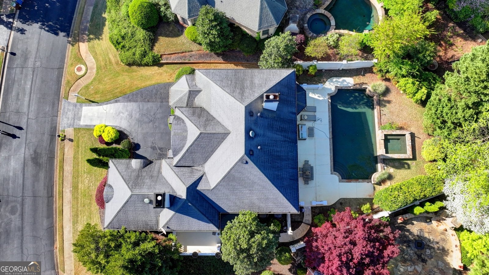 7080 Greatwood Trail Alpharetta - 7