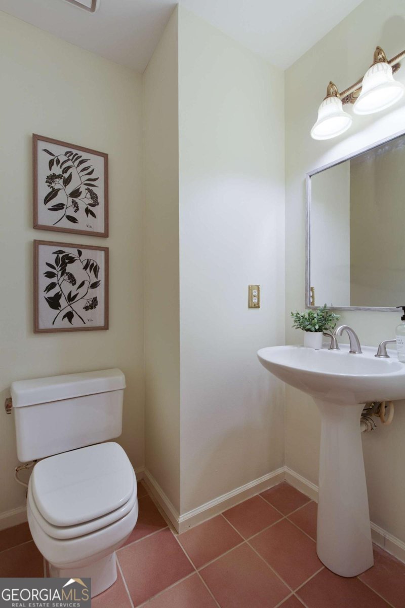 3711 Spinnaker Circle Alpharetta - 27