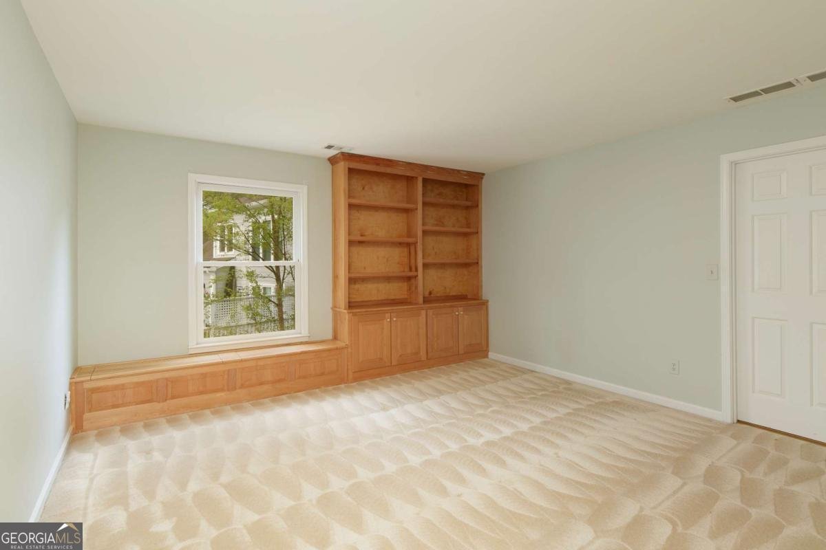 3711 Spinnaker Circle Alpharetta - 37