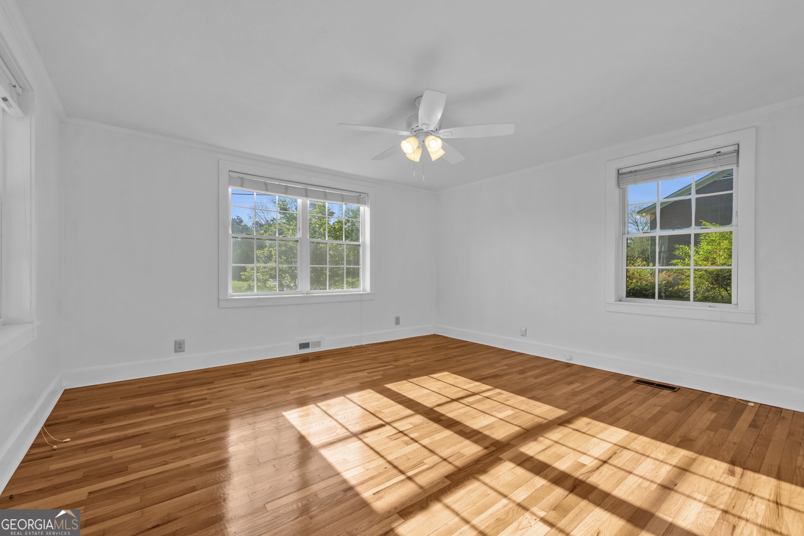 314 Poplar Drive Washington - 18