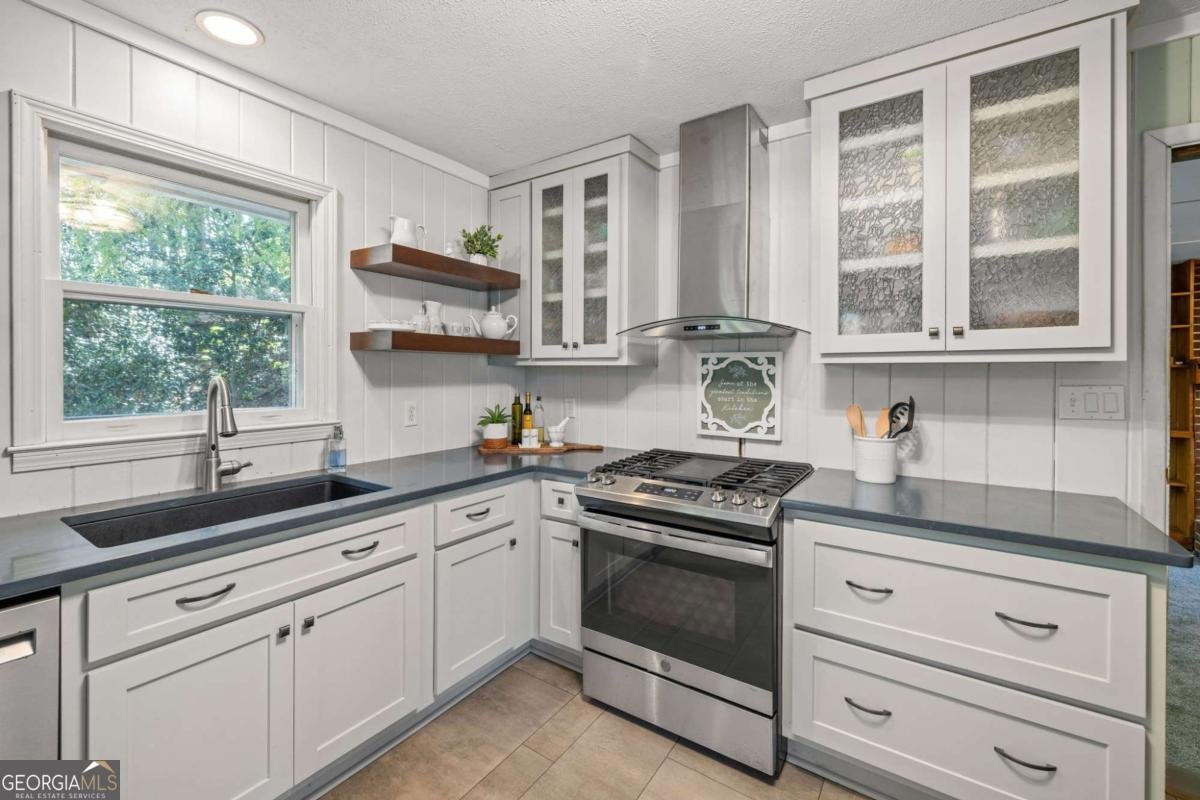 2140 Pine Tree Circle Gainesville - 8