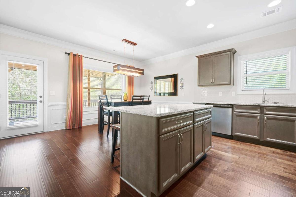 815 Broadwell Circle Hoschton - 11