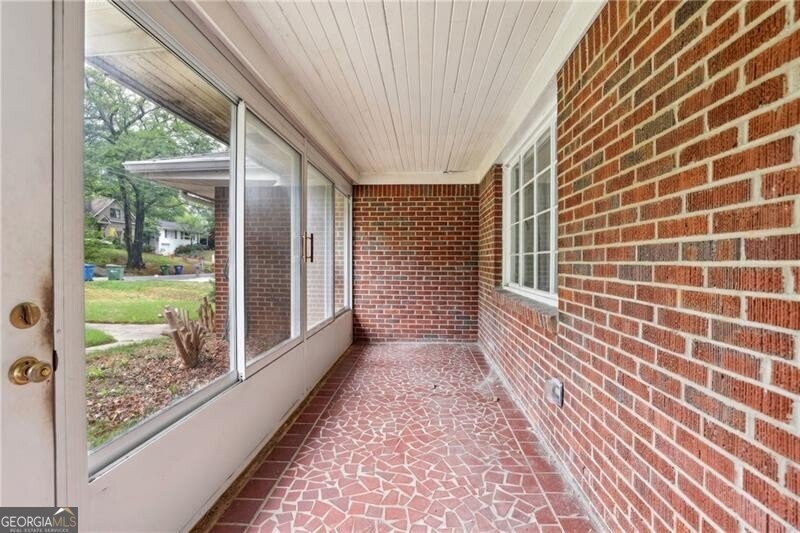 522 Wimbledon Road Atlanta - 11