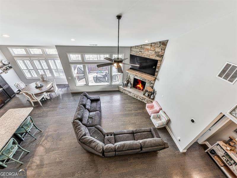 815 Commerce Trail Canton - 29
