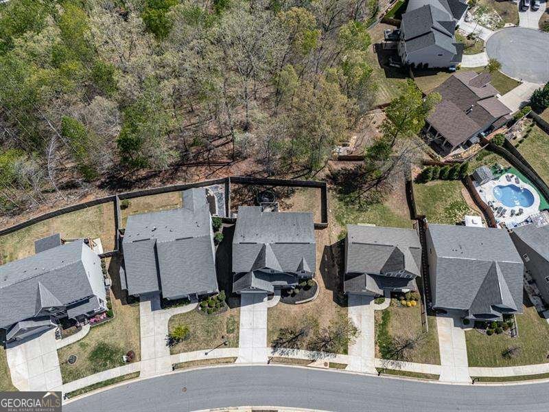 815 Commerce Trail Canton - 55