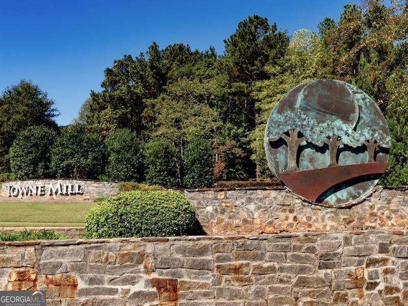 815 Commerce Trail Canton - 68