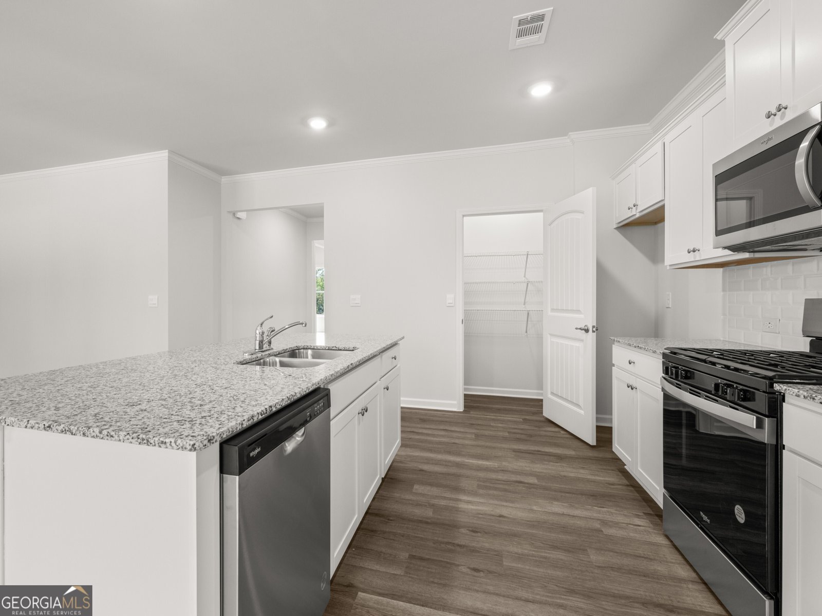 422 Majestic Oak Circle Dallas - 8