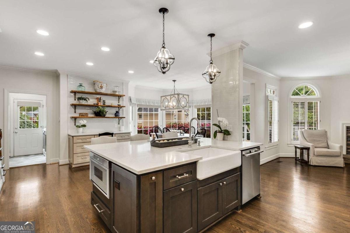 6201 Neely Farm Drive Peachtree Corners - 17
