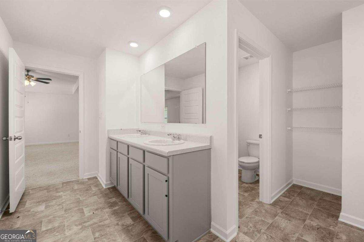 1612 Oakbrook Pond Place Dacula - 19