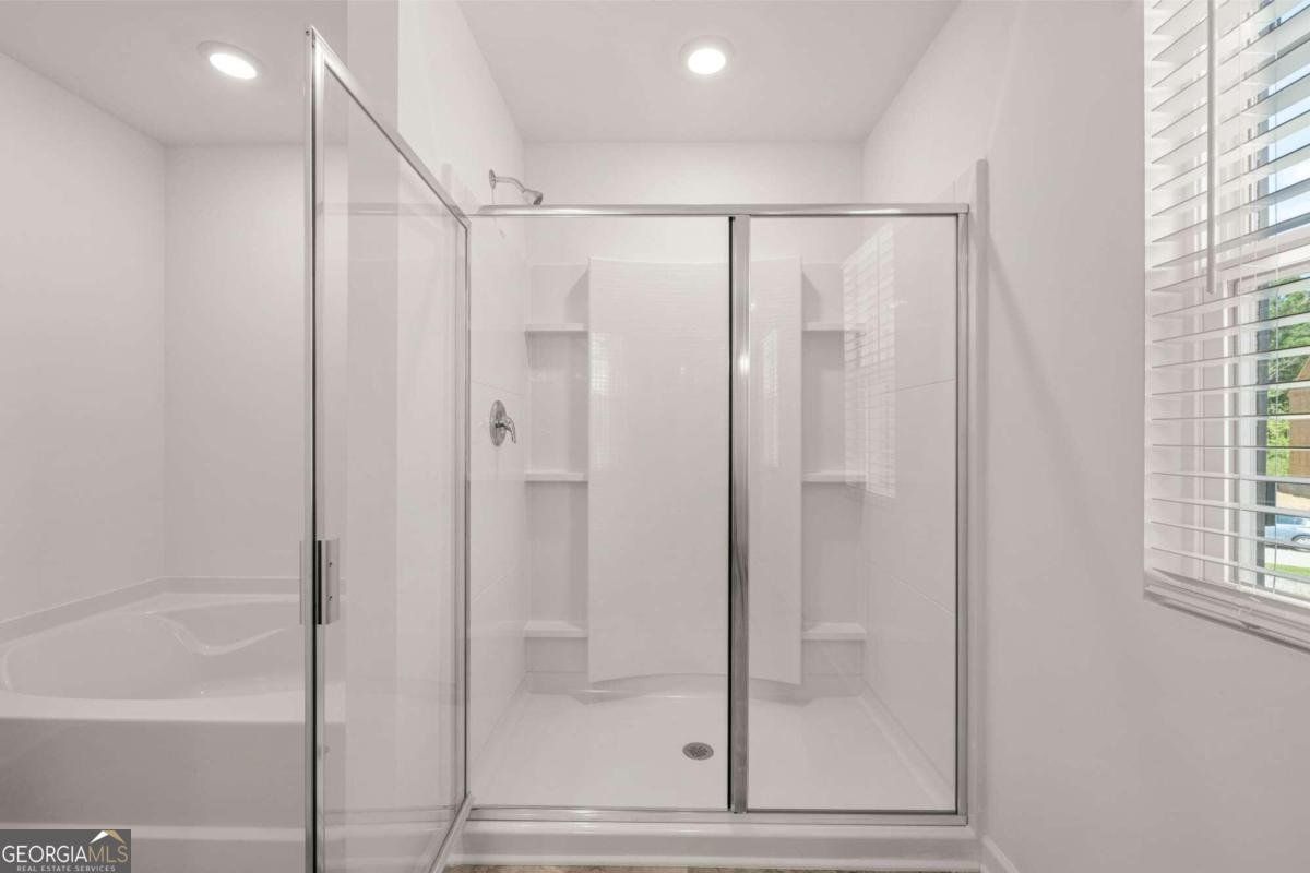 1612 Oakbrook Pond Place Dacula - 22