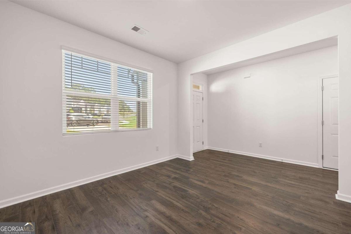 1612 Oakbrook Pond Place Dacula - 30