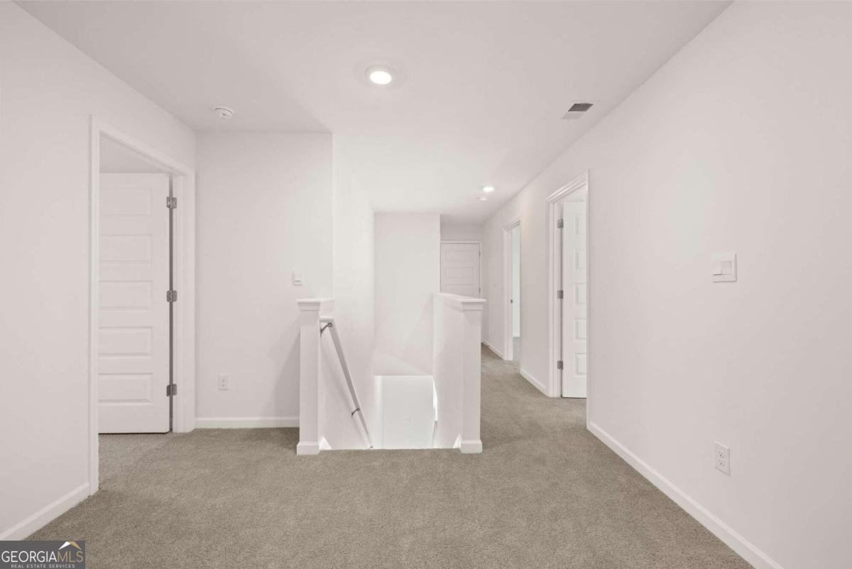 1612 Oakbrook Pond Place Dacula - 35