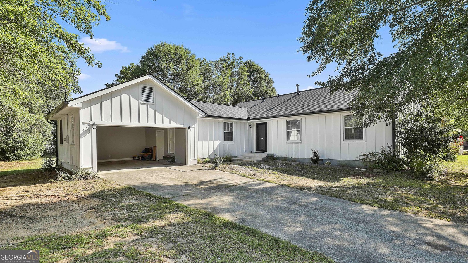 325 Sweetbriar Lane Griffin - 2