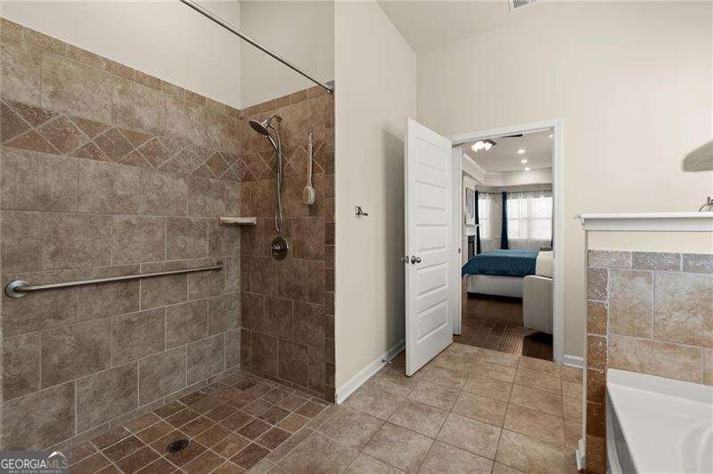 404 Prague Way Hampton - 31