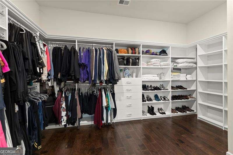 404 Prague Way Hampton - 33