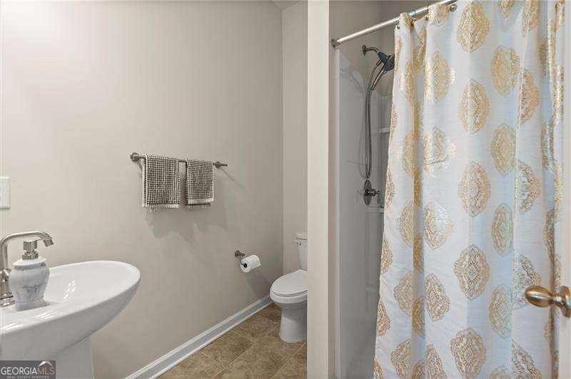 404 Prague Way Hampton - 34